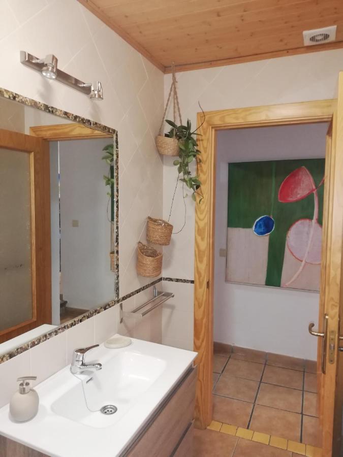 La buganvilla de Juana y Antonio Casares Exterior foto